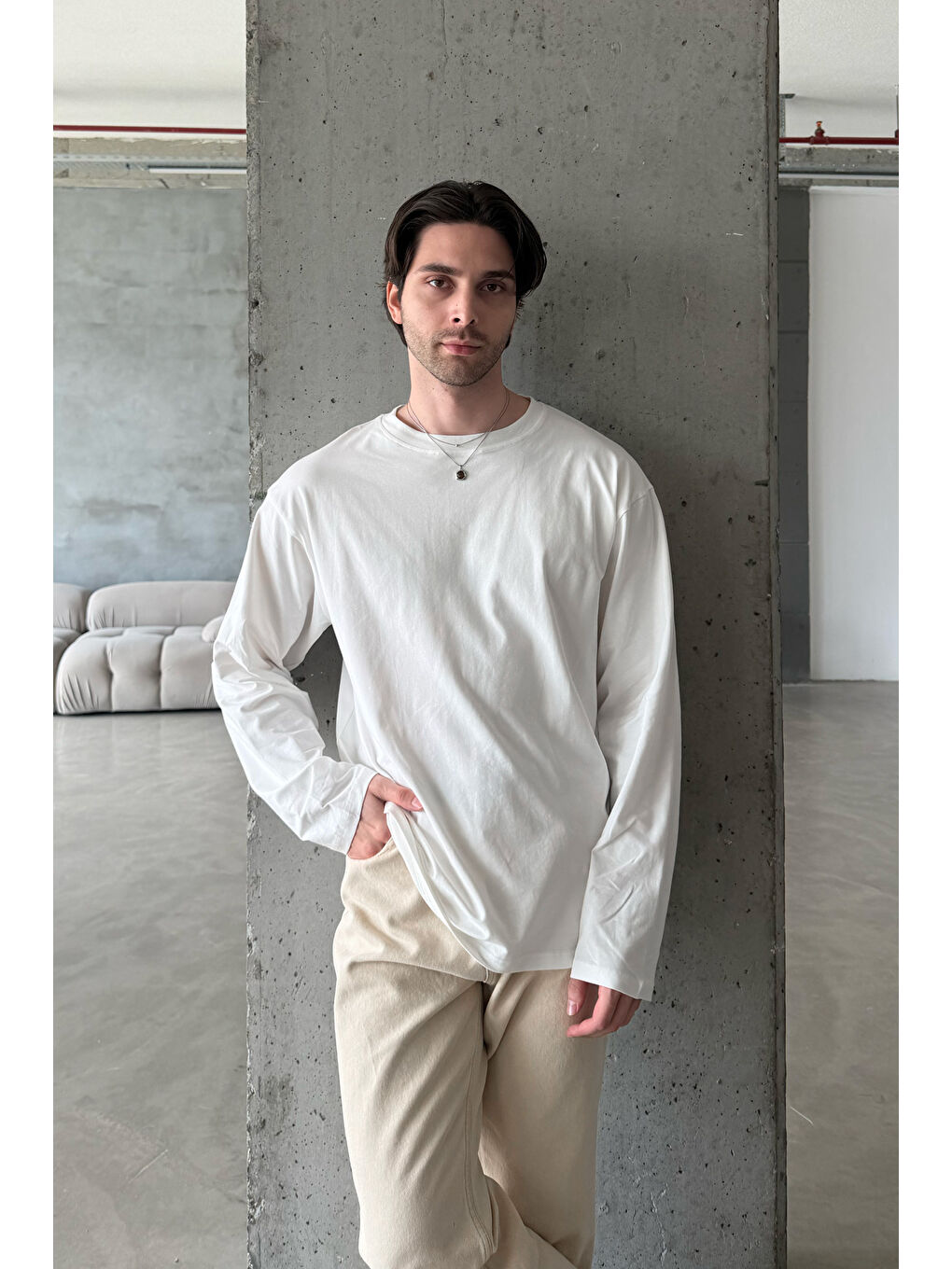 Beyaz Erkek Oversize Uzun Kollu Basic Tişört-1