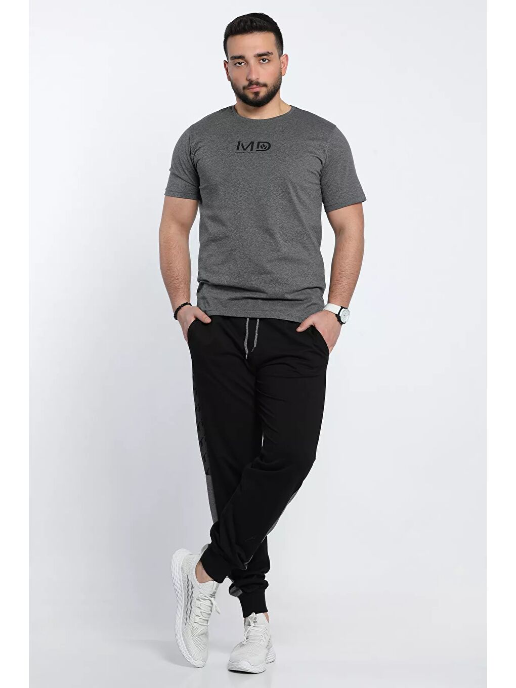 Siyah Paça Ve Bel Lastikli Yan Desenli Şerit Detaylı Erkek Eşofman Altı-2