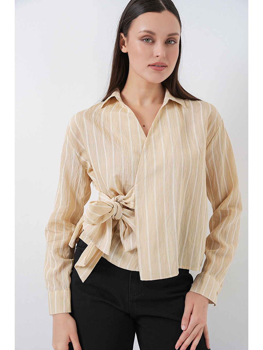 Kadın Önü Bağlamalı Çizgili Gömlek 20362 - Bej-4