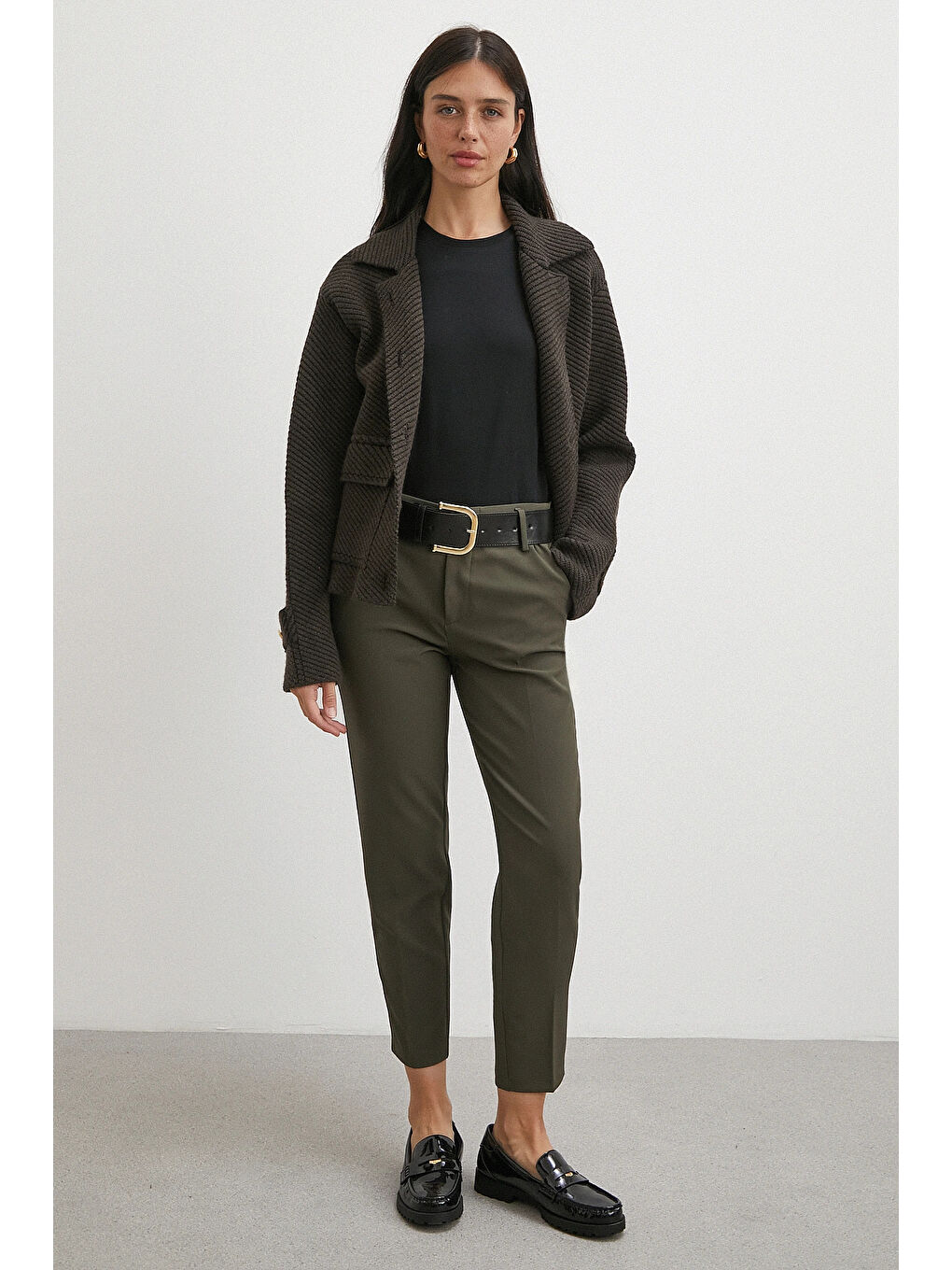 Kemerli Havuç Paça Pantolon Haki-1