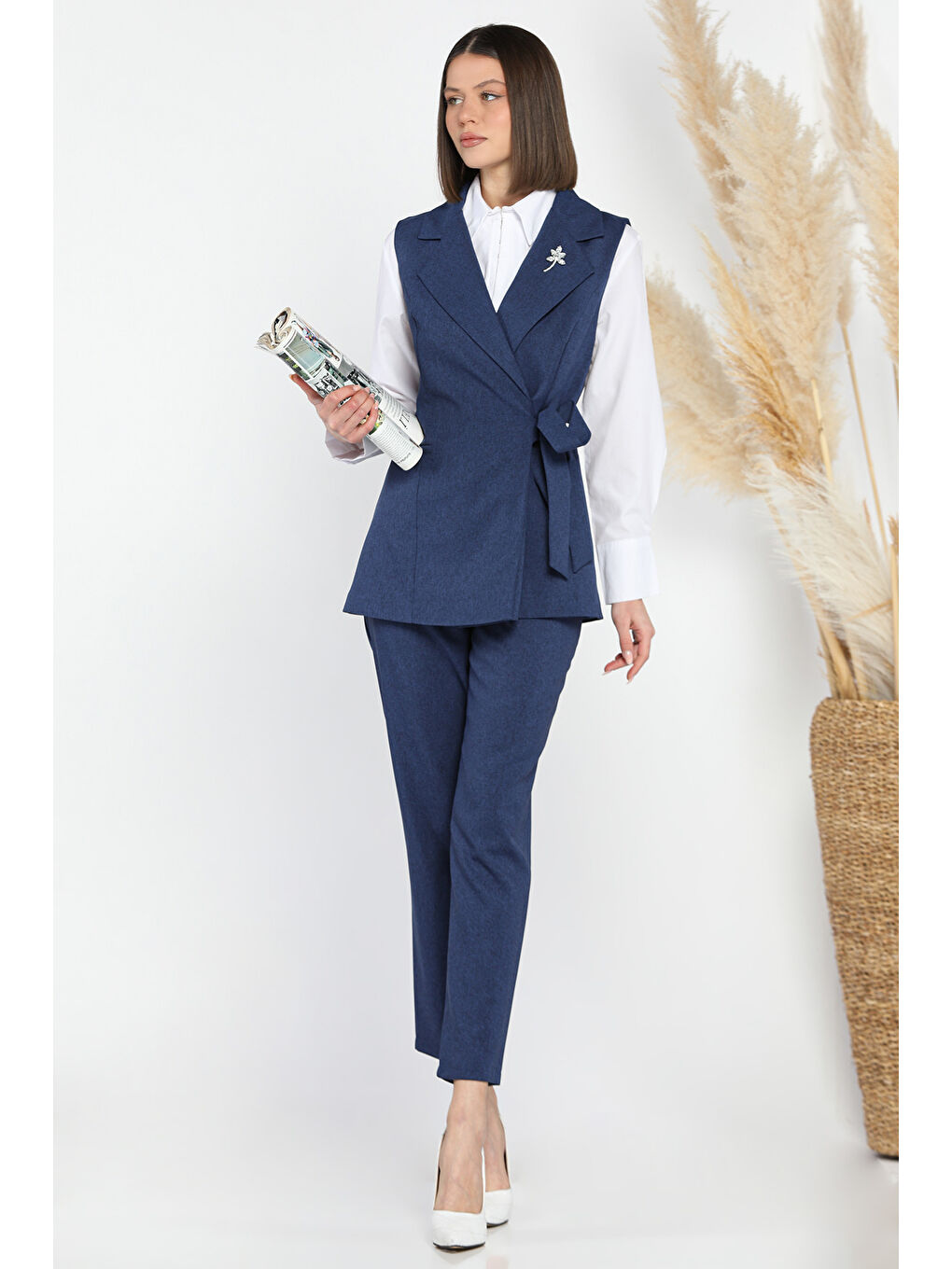 Lacivert Kadın Broş Detaylı Yelek Pantolon İkili Takım-1