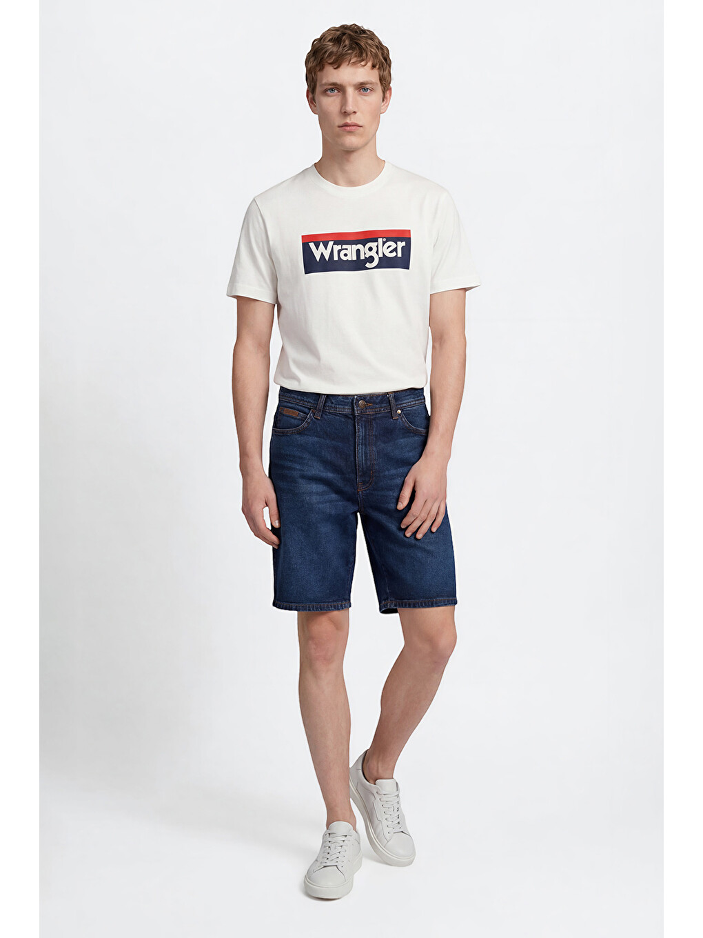 Beyaz %100 Pamuk Regular Fit Normal Kesim Bisiklet Yaka Logo Detaylı Tişört-3