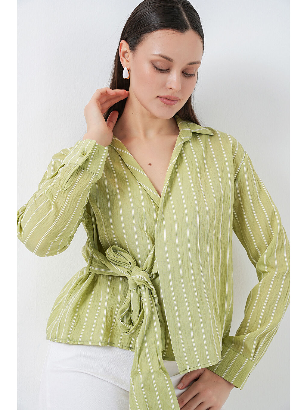 Kadın Önü Bağlamalı Çizgili Gömlek 20362 - E.Yeşil-4