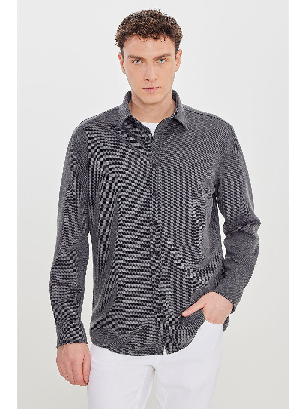 Erkek Antrasit Pamuklu Comfort Fit Rahat Kesim Klasik Yaka Örme Gömlek