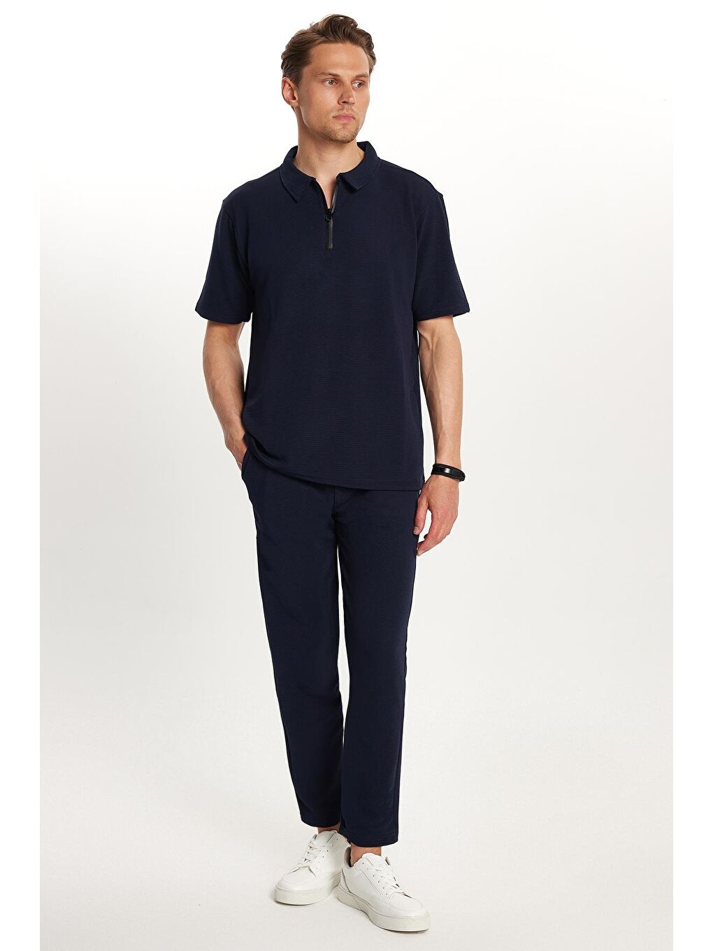Erkek Standart Fit Pamuklu Fermuarlı Polo Yaka Beli Bağcıklı Lacivert Eşofman Takımı
