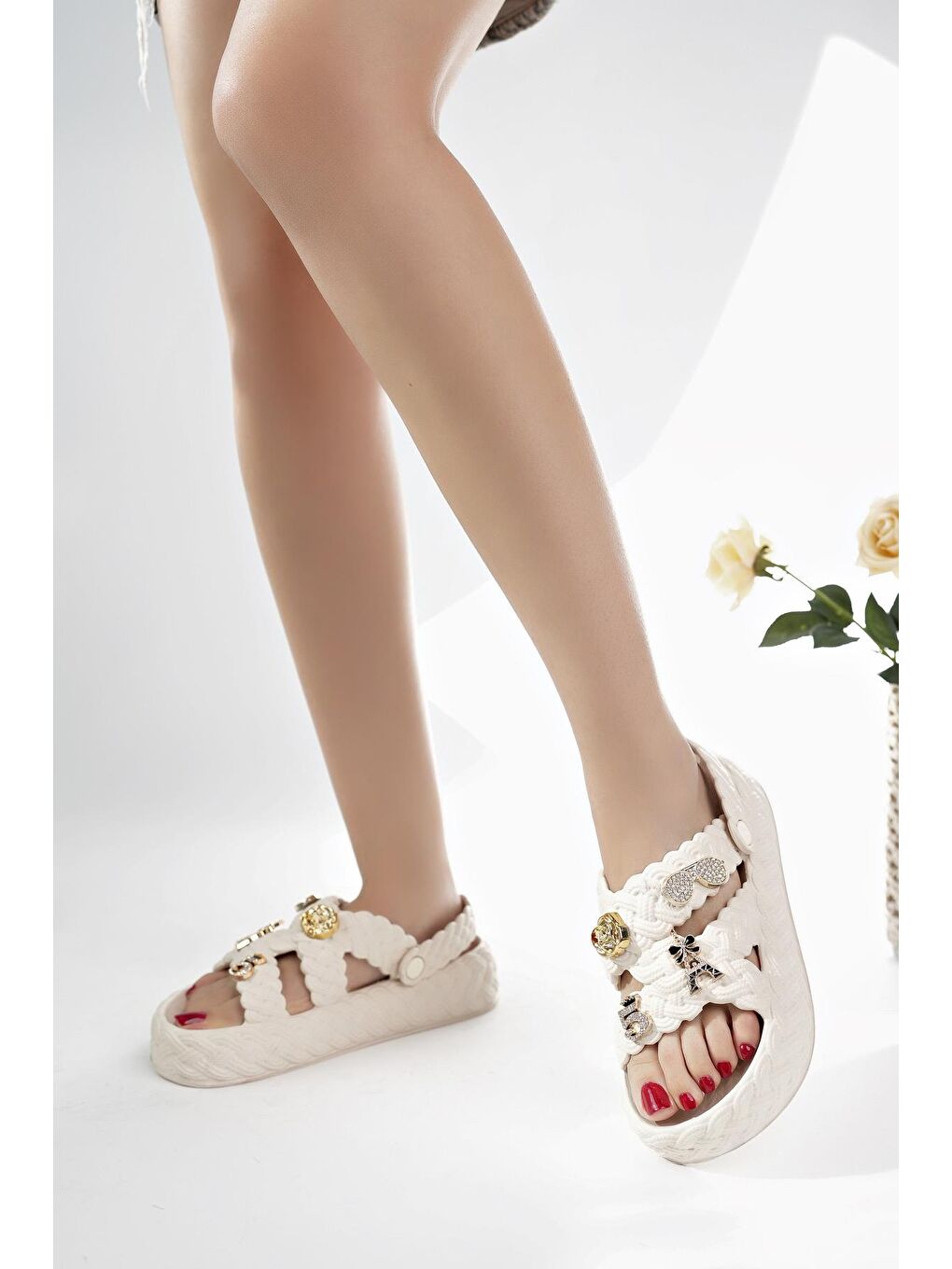 Ekru TW-804 Kadın Sandalet Günlük Terlik Hafif Yazlık Ayakkabı Havuz Plaj Deniz Terliği Deniz Ayakkabısı