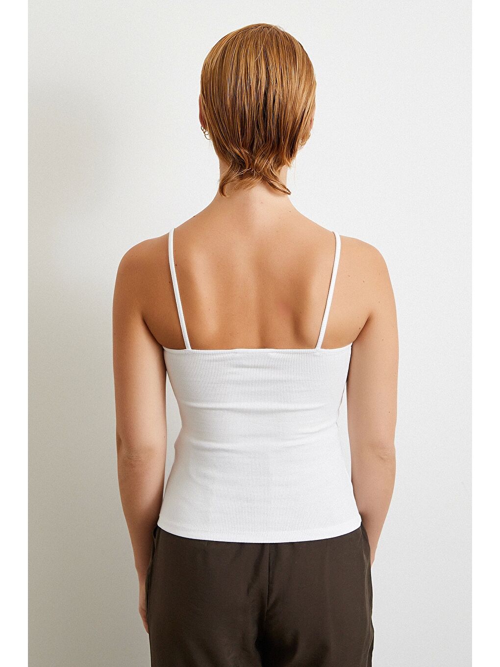 Dantel Detaylı Askılı Top Beyaz-5