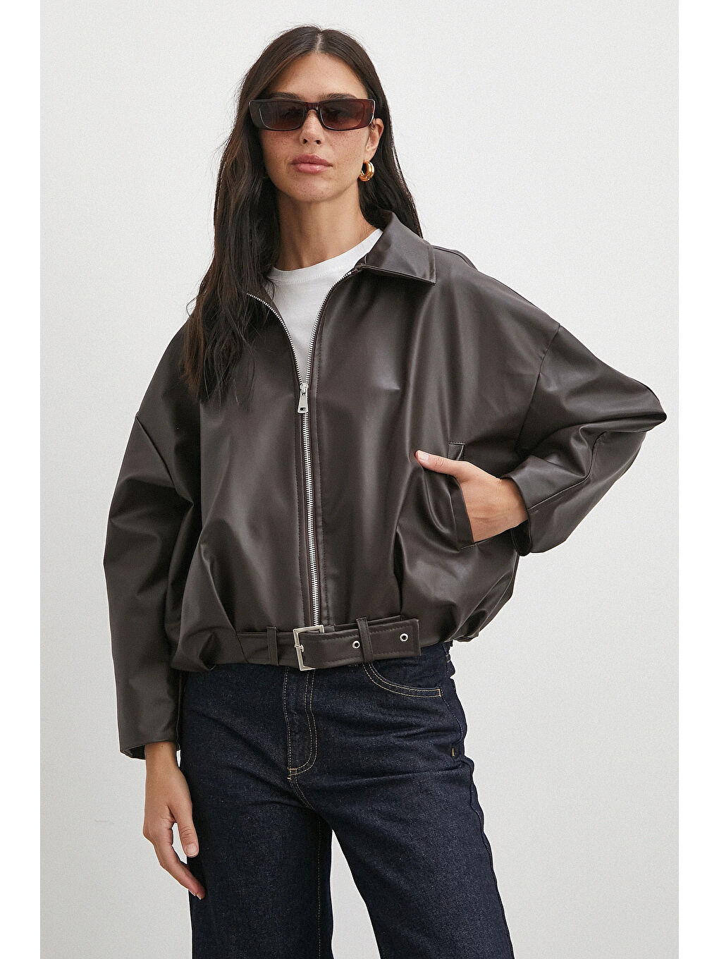 Karışık Yakalı Kemer Detaylı Deri Ceket Kahve-2