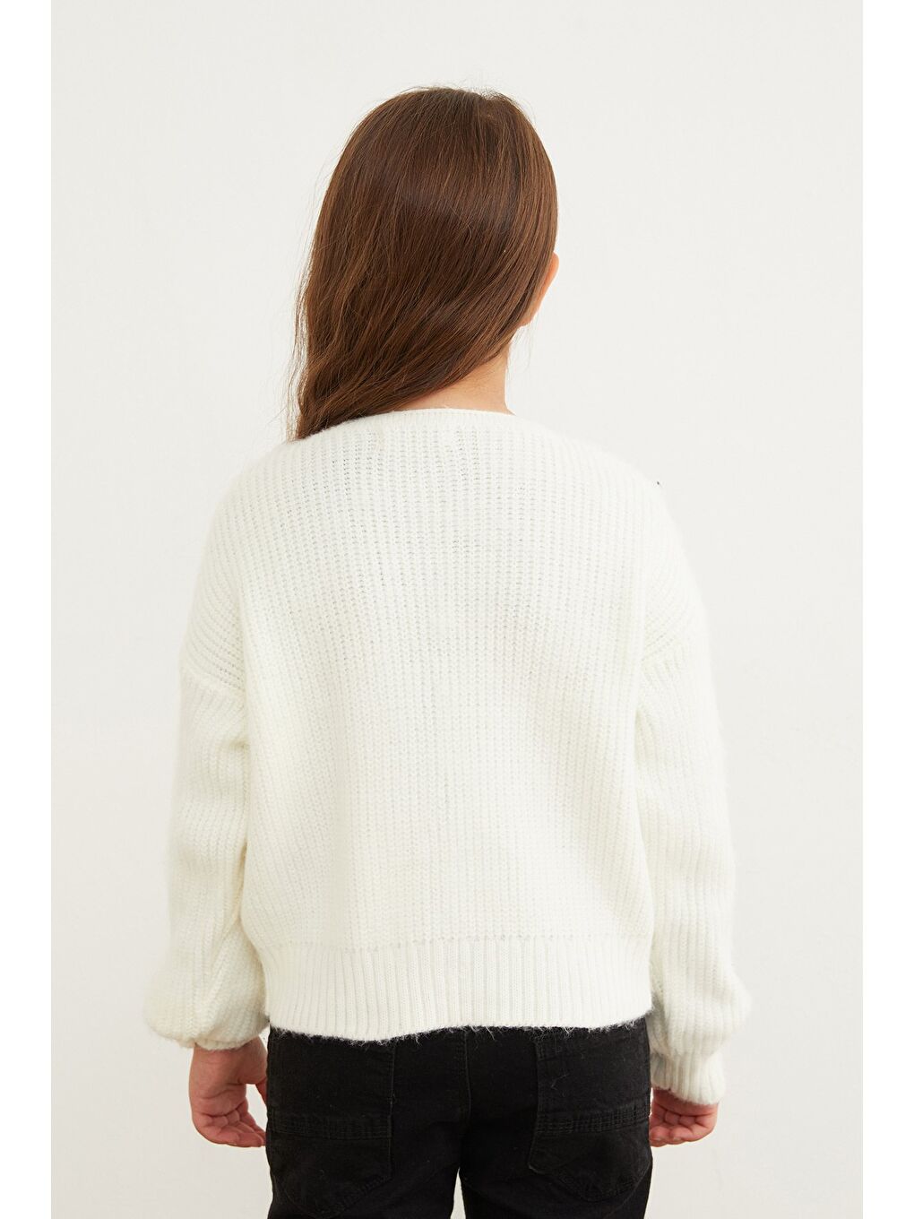 Ekru Kurdele Nakışlı Düğmeli Kız Çocuk Hırka-1