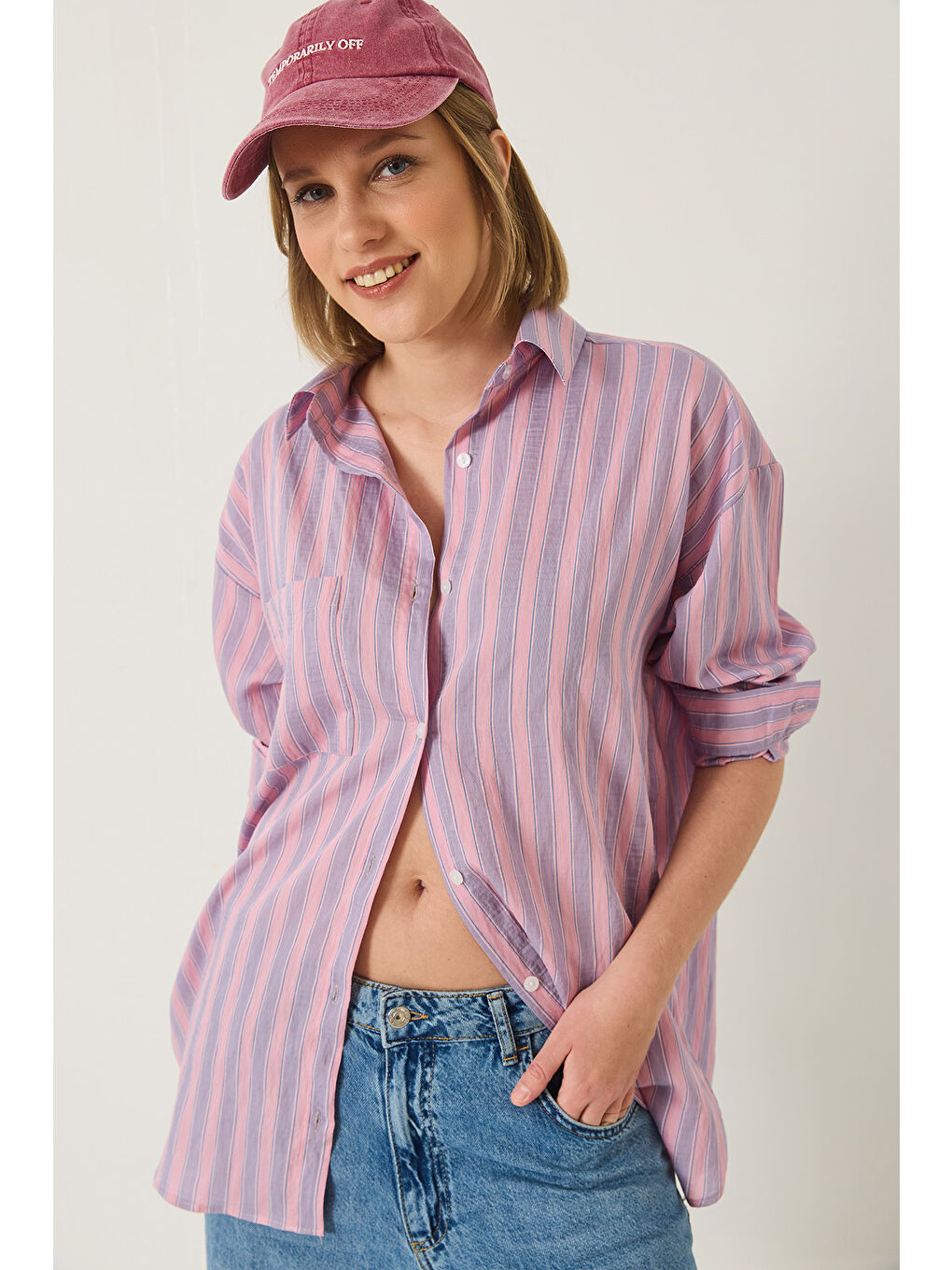 Lila Kadın Tek Cep Detaylı Çizgili Oversize Gömlek-3