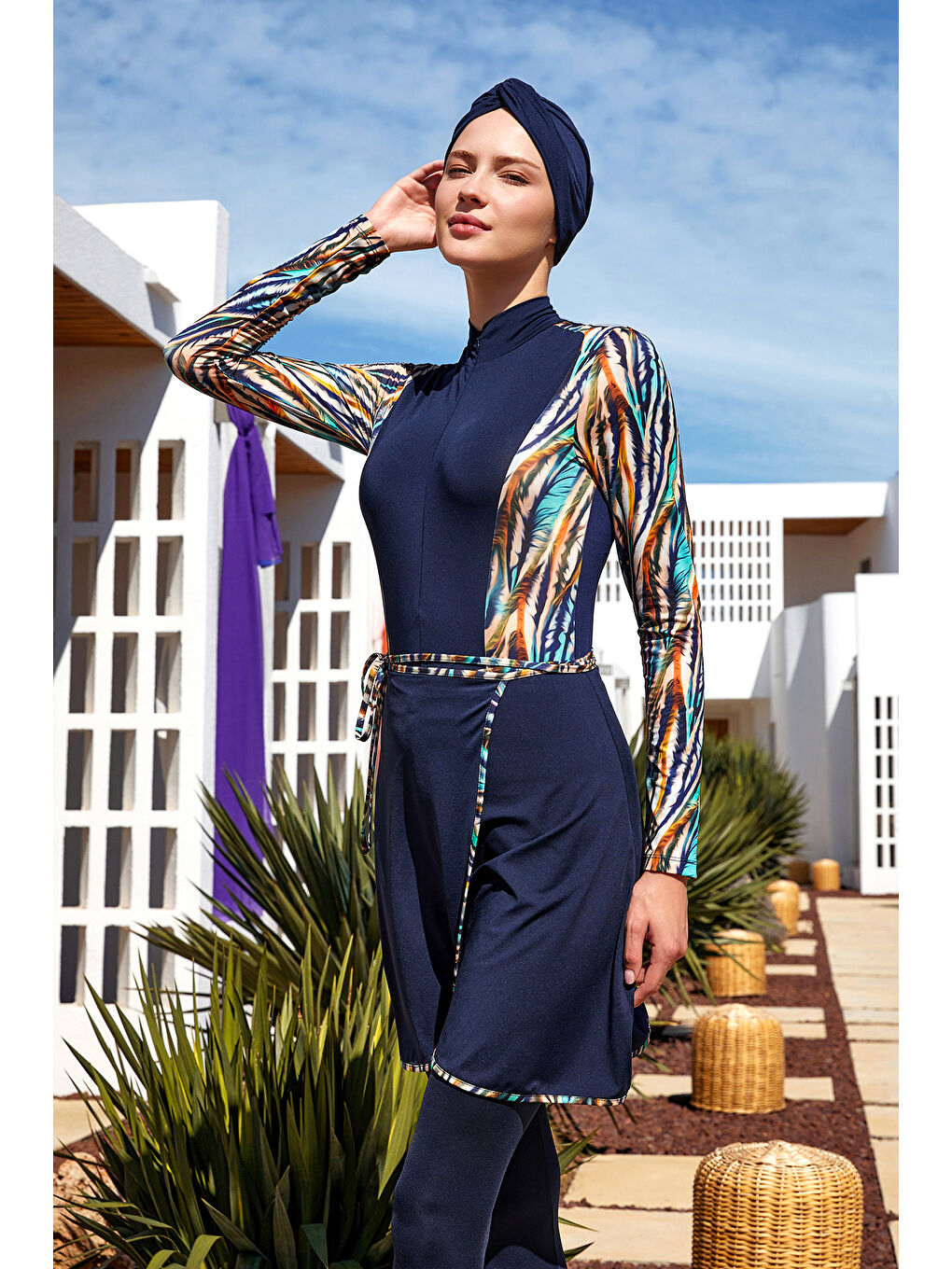 3 Farklı Şekilde Giyilebilir Elastanlı Etekli Tesettür Mayo Dora 2110 Koyu Lacivert