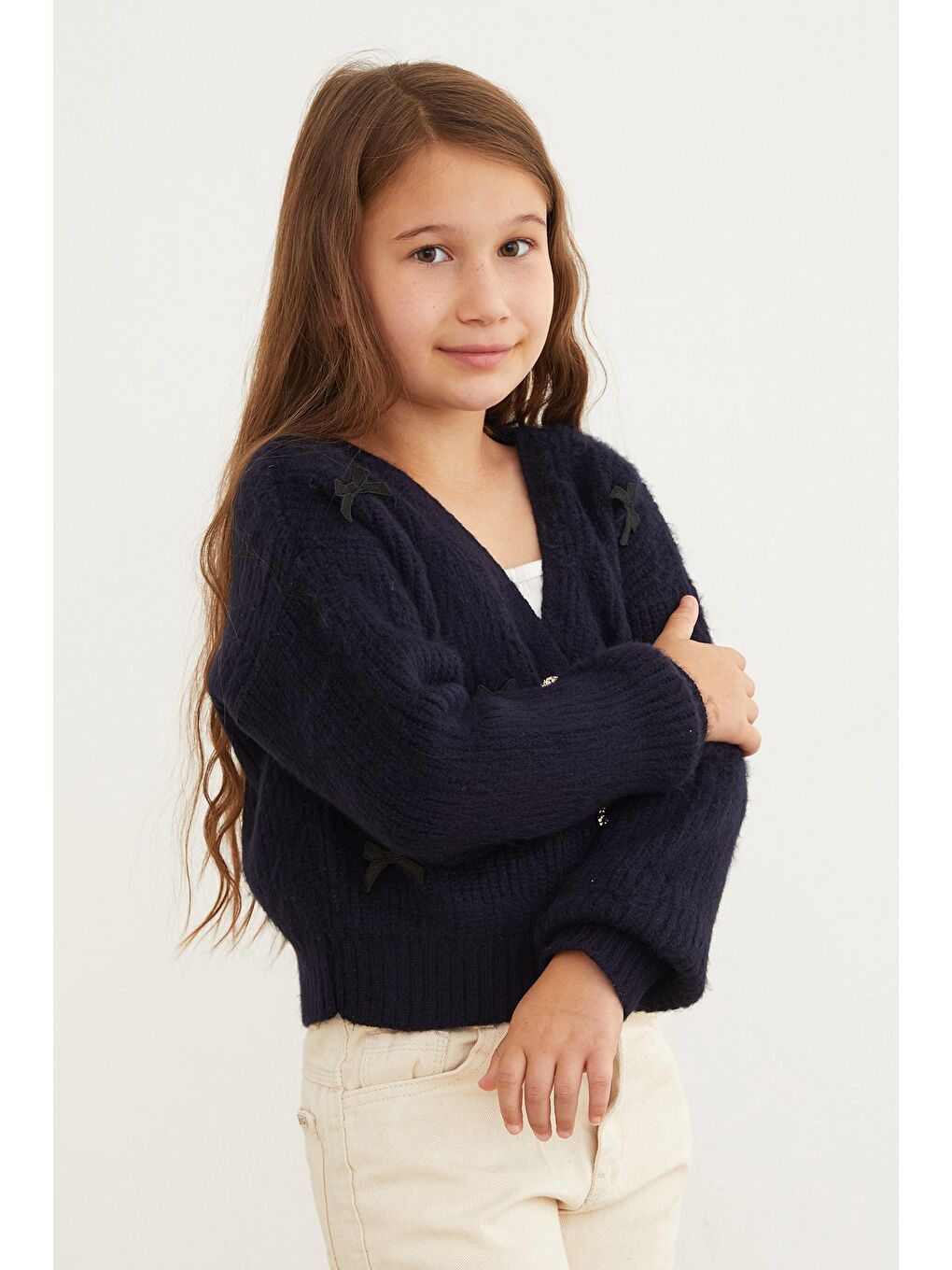 Lacivert Kurdele Nakışlı Düğmeli Kız Çocuk Hırka-3