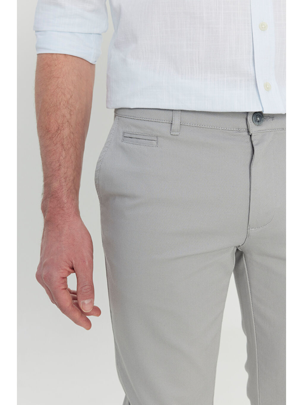Erkek Gri Pamuklu Slim Fit Armürlü Yan Cepli Esnek Casual Pantolon-3