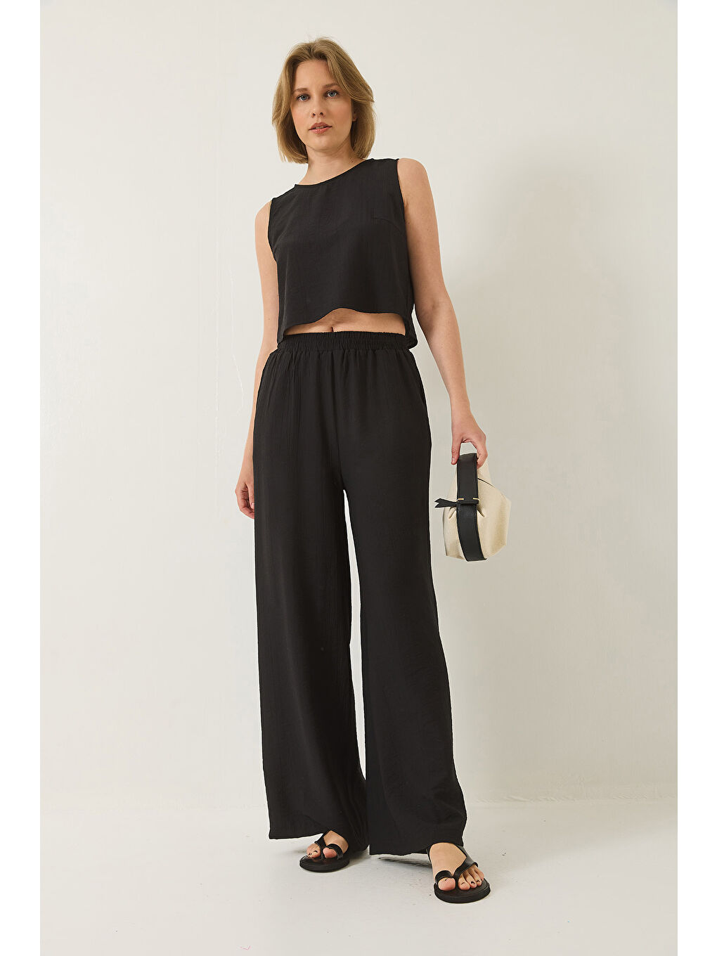 Siyah Kadın Bağlama Detaylı Yelekli Yüksek Bel Pantolonlu Yazlık Alt-Üst Takım-1