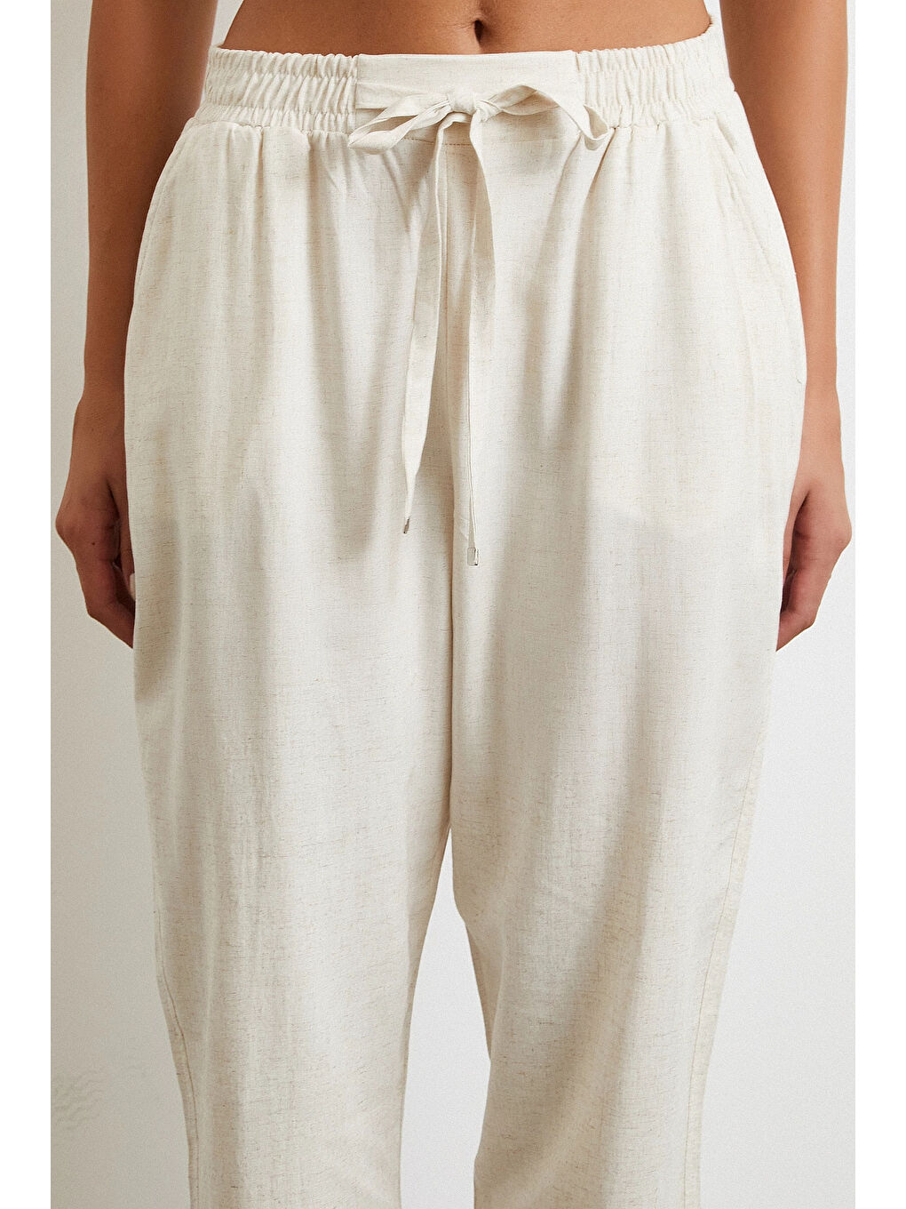 Beli Lastikli Klasik Pantolon Bej-3