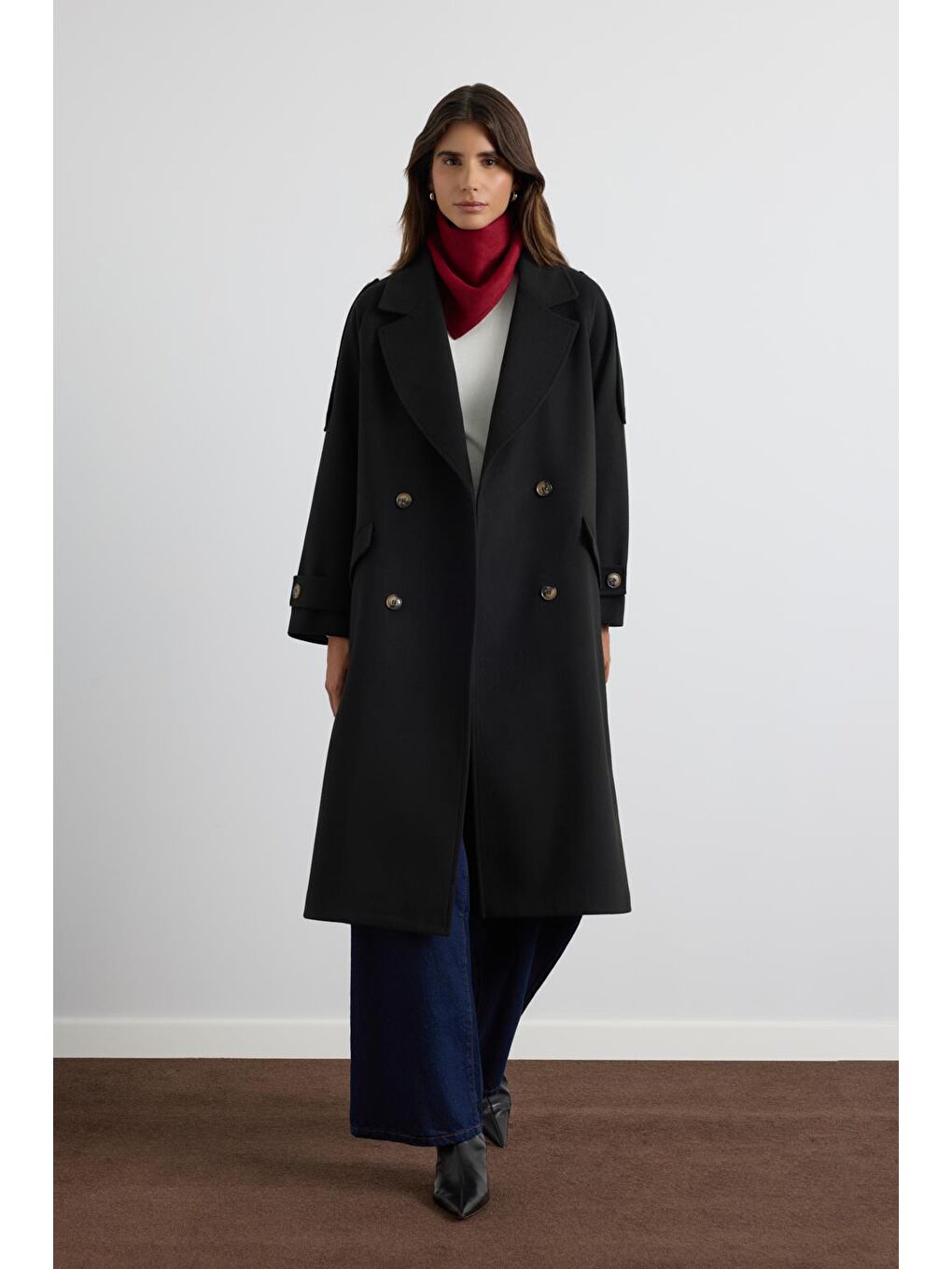 Kruvaze Yaka Apolet Detaylı Kaşe Kaban Siyah-2