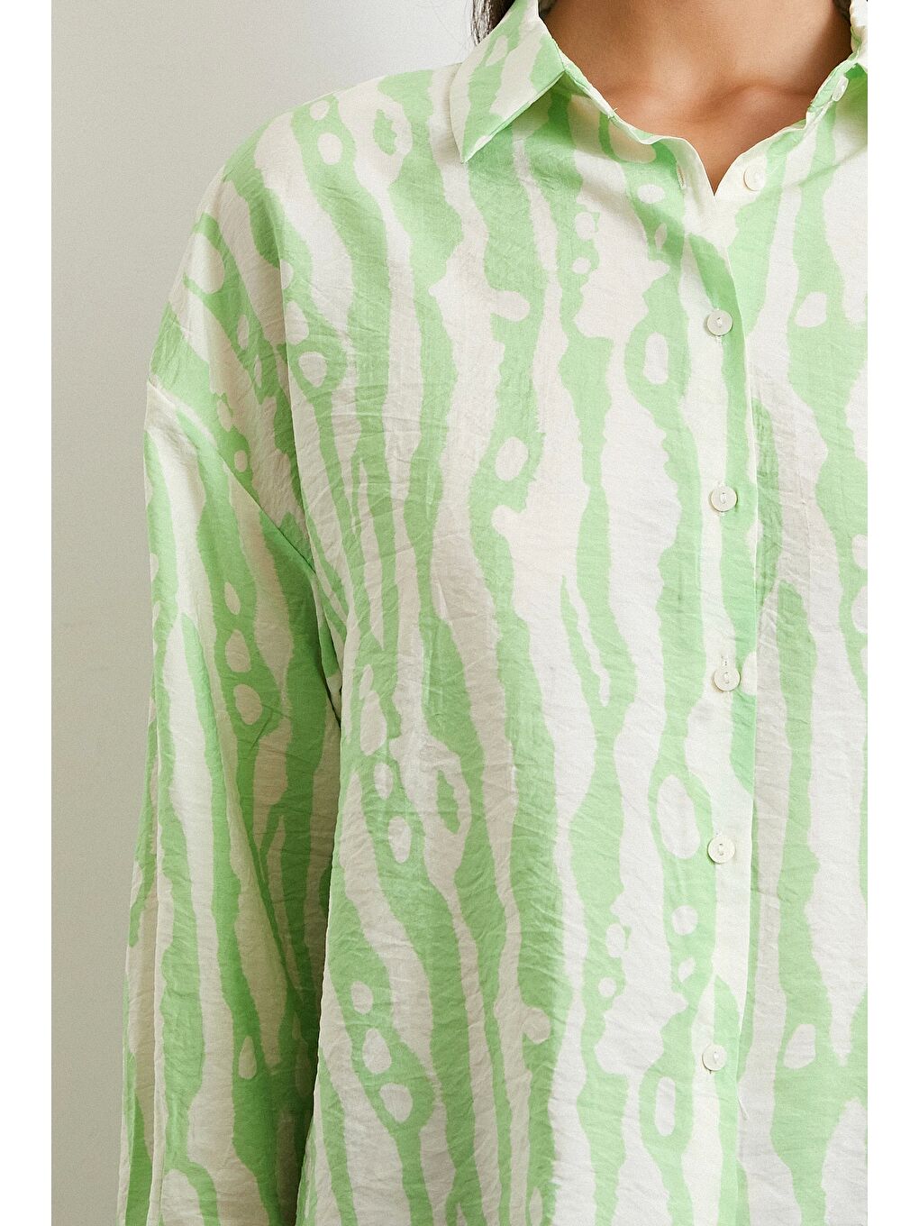 Zebra Desen Modal Gömlek Yeşil-1