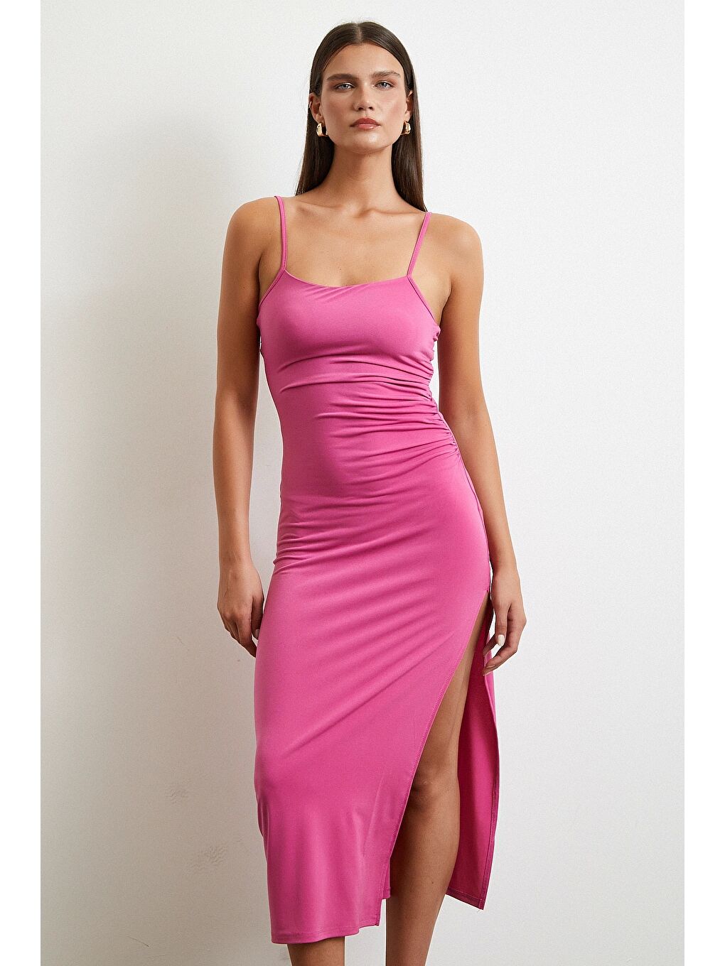 Yanı Büzgülü Askılı Elbise Yırtmaçlı Pembe-1