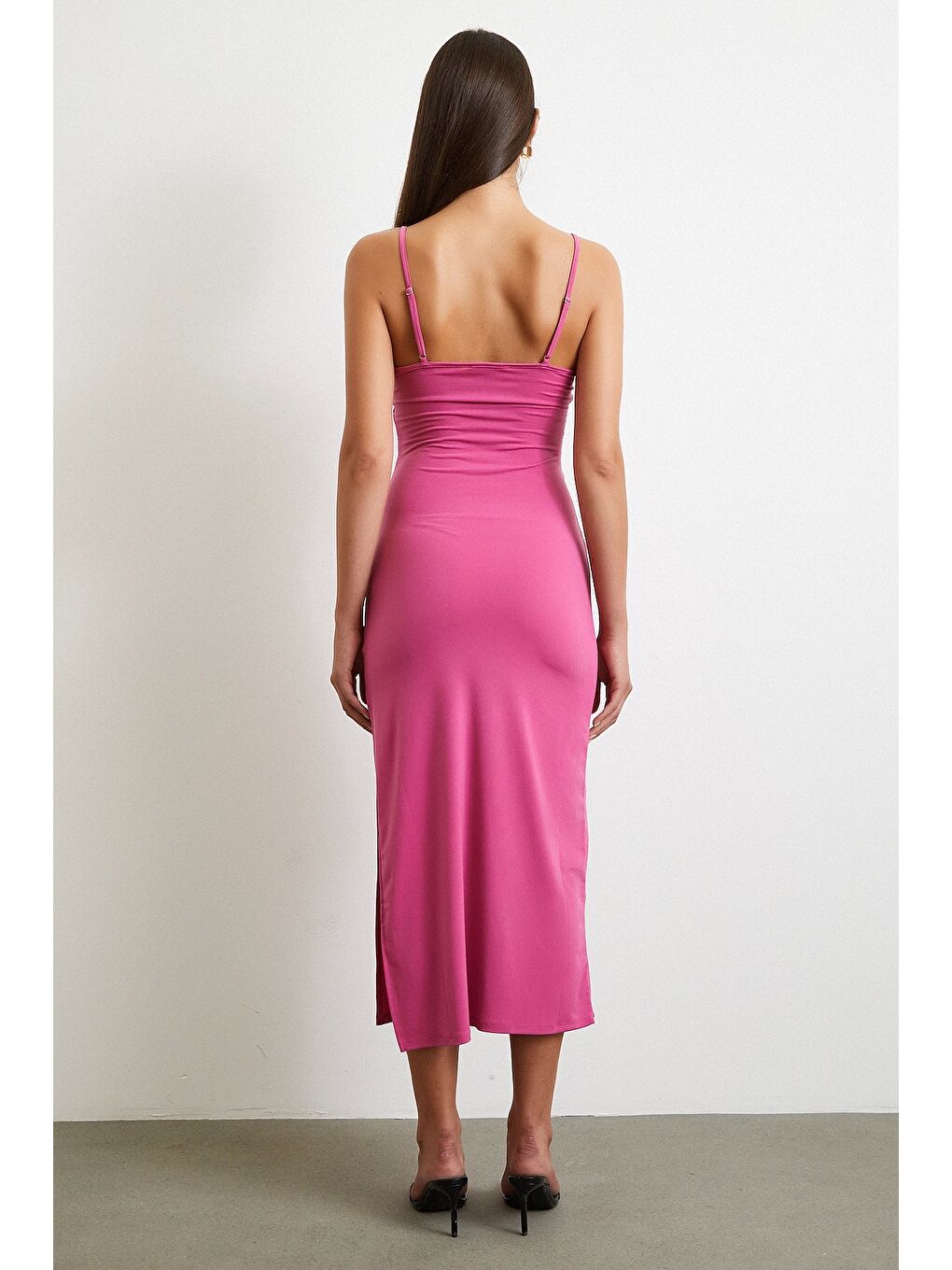 Yanı Büzgülü Askılı Elbise Yırtmaçlı Pembe-5