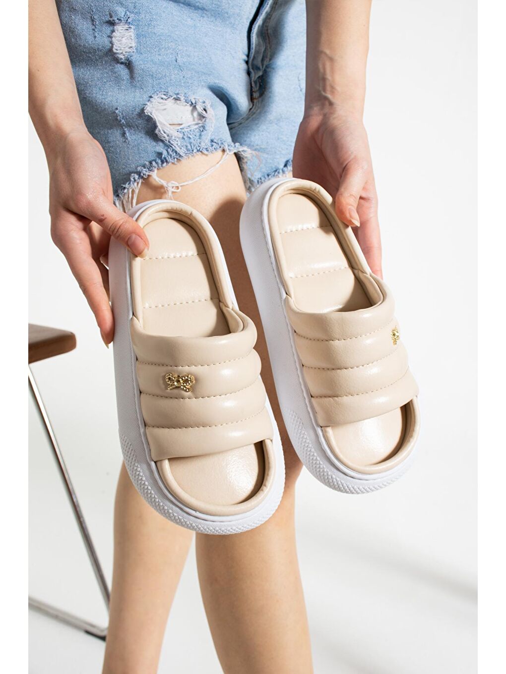 Ekru LOTUS Kadın Terlik Dış Mekan ve Ev Terliği Havuz Deniz Terliği