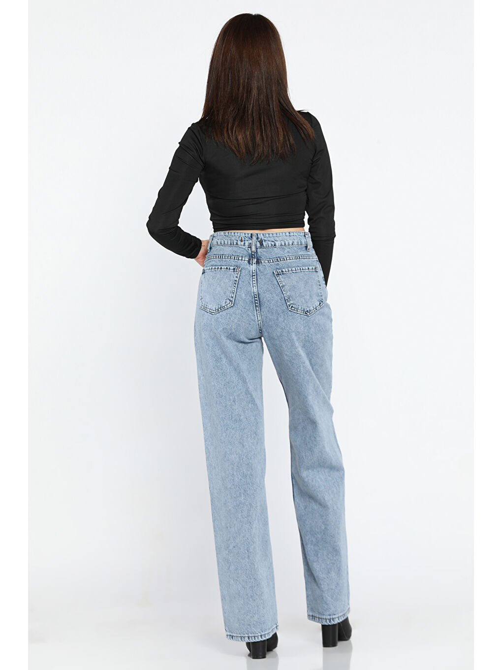 Mavi Kurdele Nakışlı Yüksek Bel Bol Paça Kadın Jean Pantolon-2