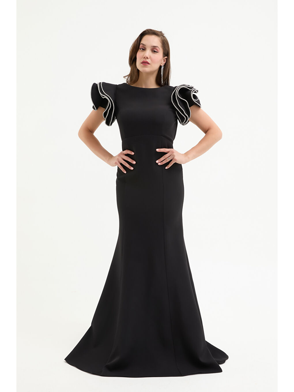 Kadın Siyah Sırt Dekolteli Uzun Abiye Elbise
