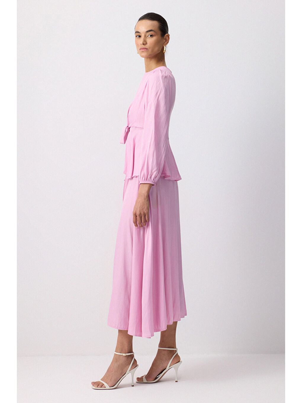 Pembe Önden Bağlamalı Saten Bluz Etek Takım-1