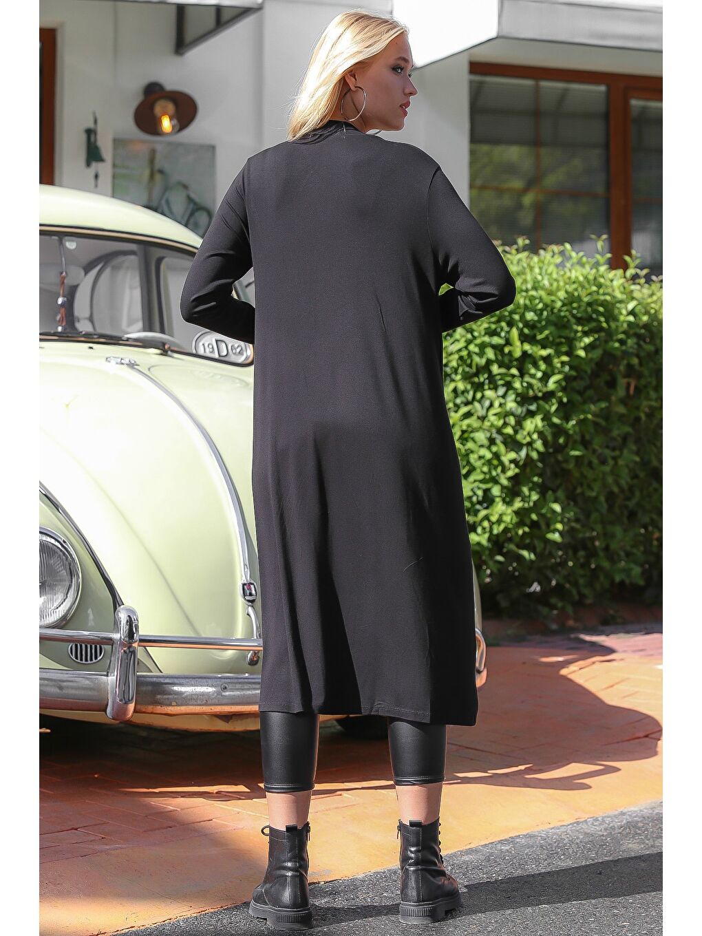 Kadın Siyah Cepli Oversize Ceket M10210100CE98967-7