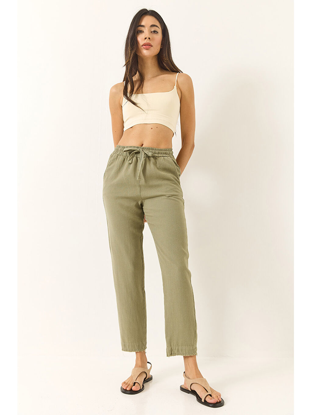 Haki Kadın Beli Bağlamalı Paça Detaylı Cepli Keten Havuç Pantolon YP-2