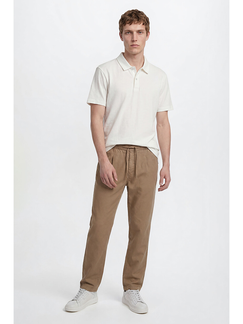 Kahverengi Regular Fit Normal Kesim Yumuşak Dokulu Siyah Pantolon
