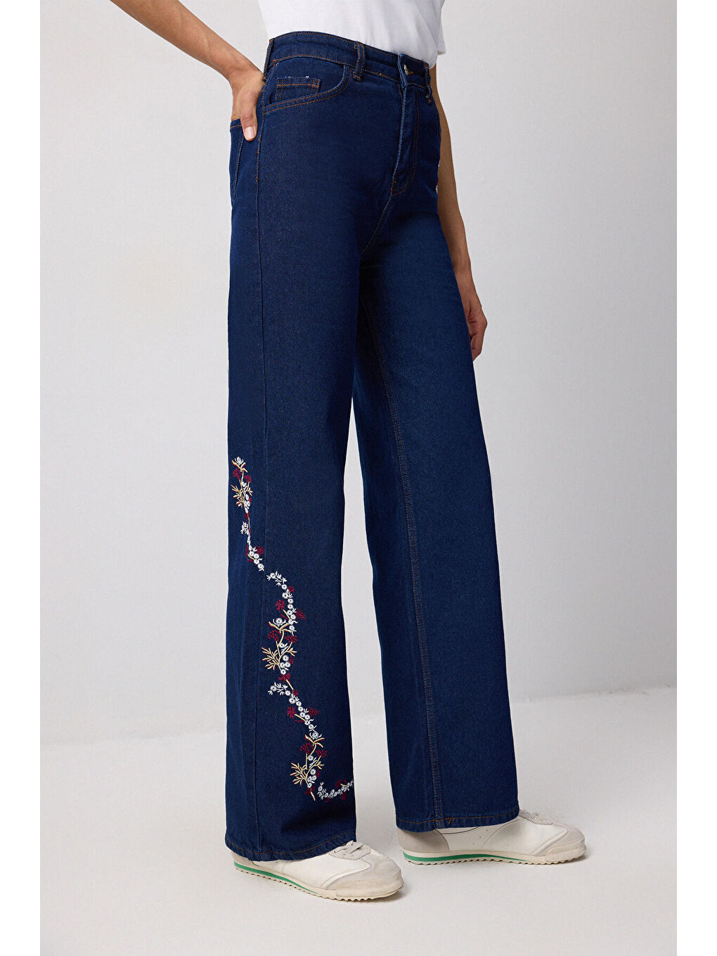 Lacivert Nakışlı Denim Pantolon-1