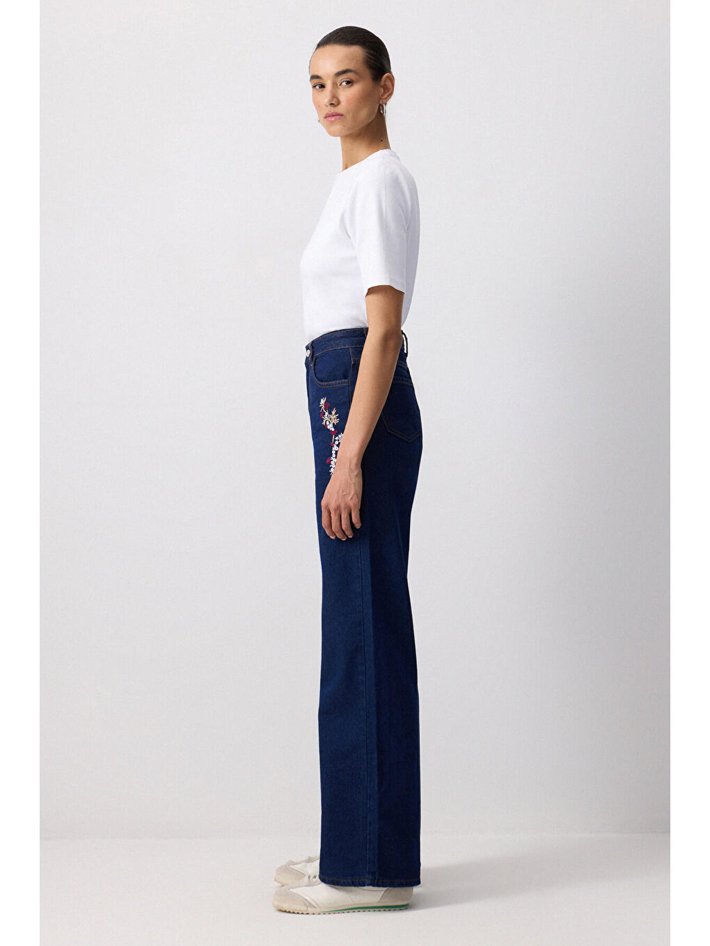 Lacivert Nakışlı Denim Pantolon-2