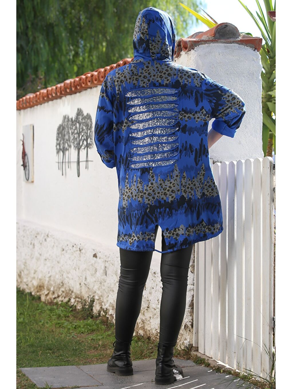 İtalyan Mavi Kapüşonlu Düğmeli Uzun Kollu Leopar Desenli Cepli İnce Casual Dokuma Ceket 88 72-1