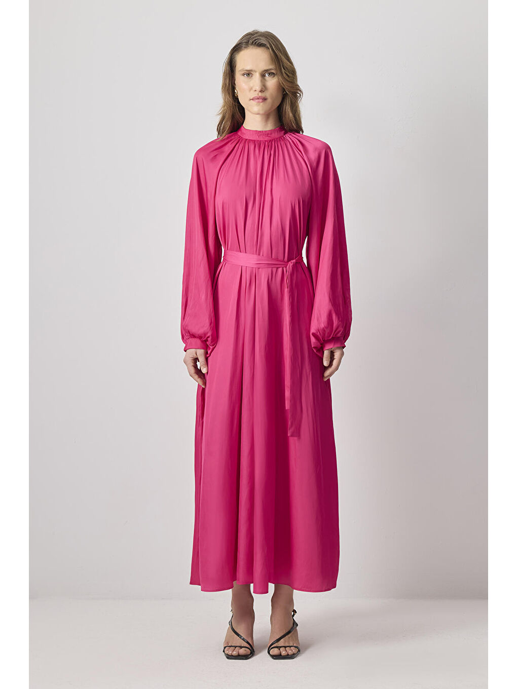 Fuşya Kuşaklı Elbise