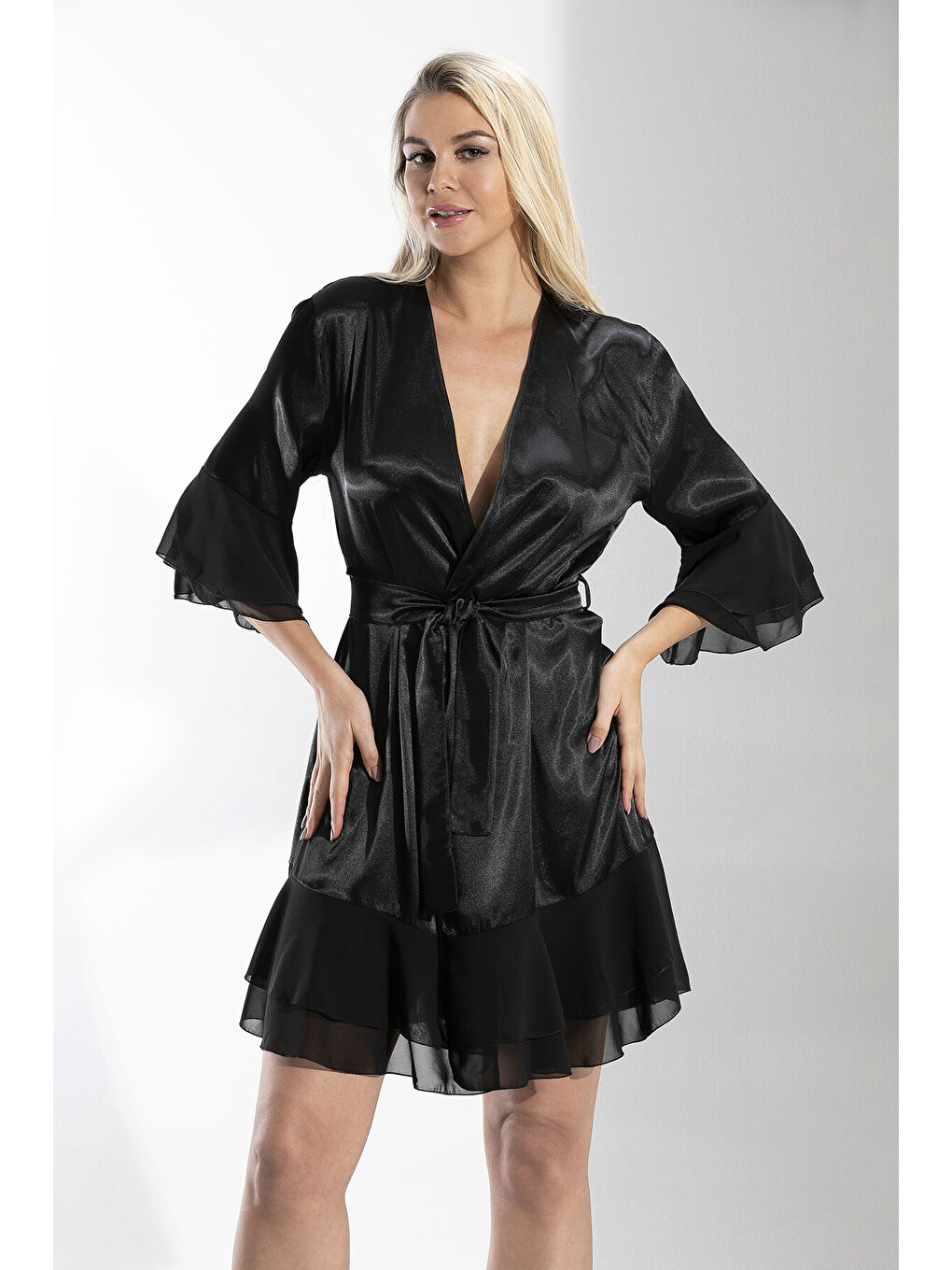 Siyah Saten Tüllü Sabahlık-1