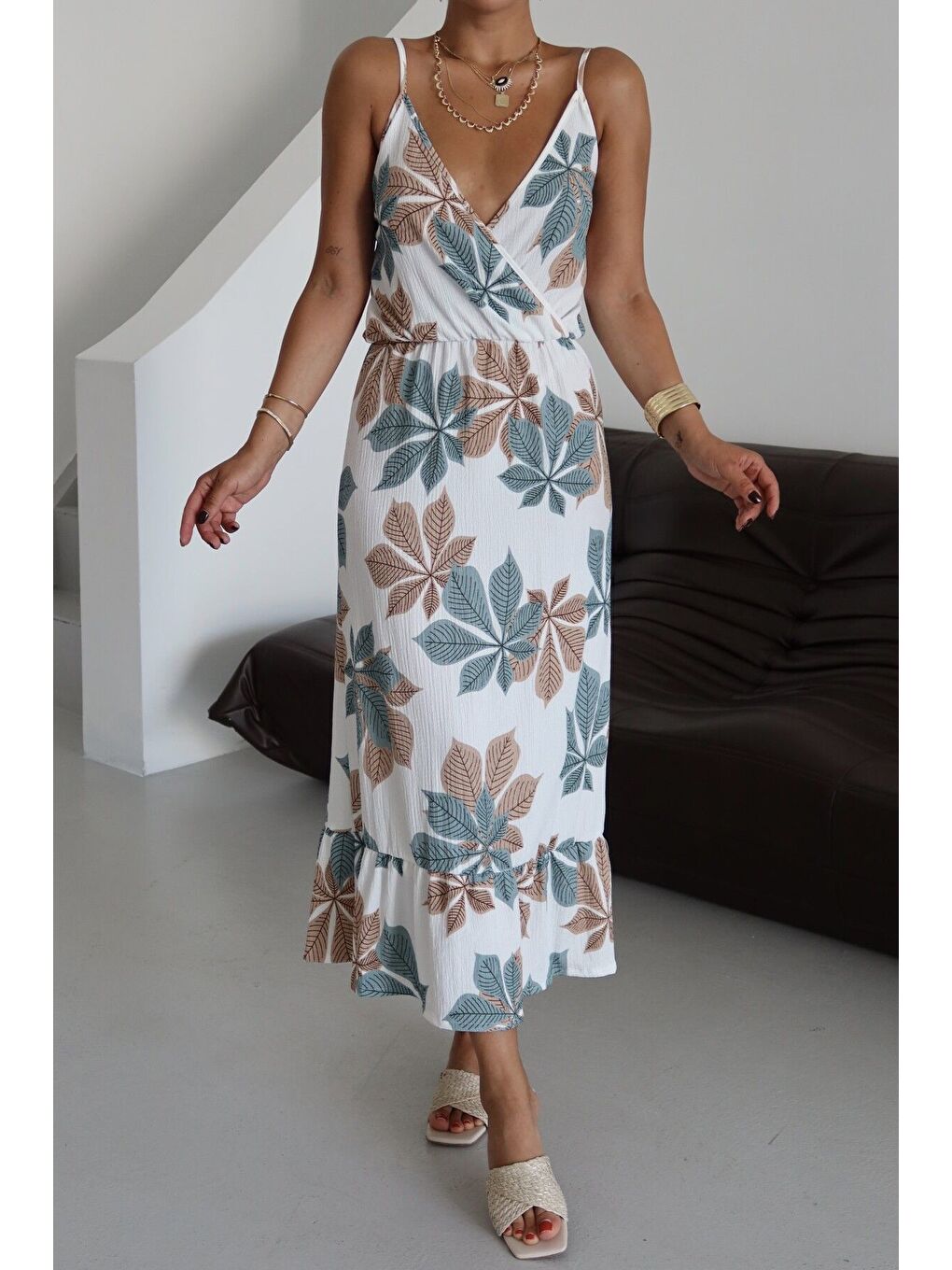 Mavi Kadın Turkuaz Çiçek Desenli Kruvaze Maxi Boy Askılı Krinkıl Elbise-2