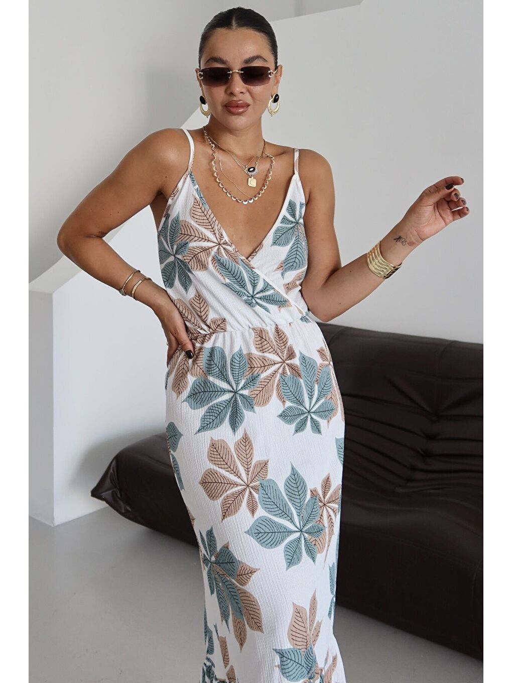 Mavi Kadın Turkuaz Çiçek Desenli Kruvaze Maxi Boy Askılı Krinkıl Elbise-4