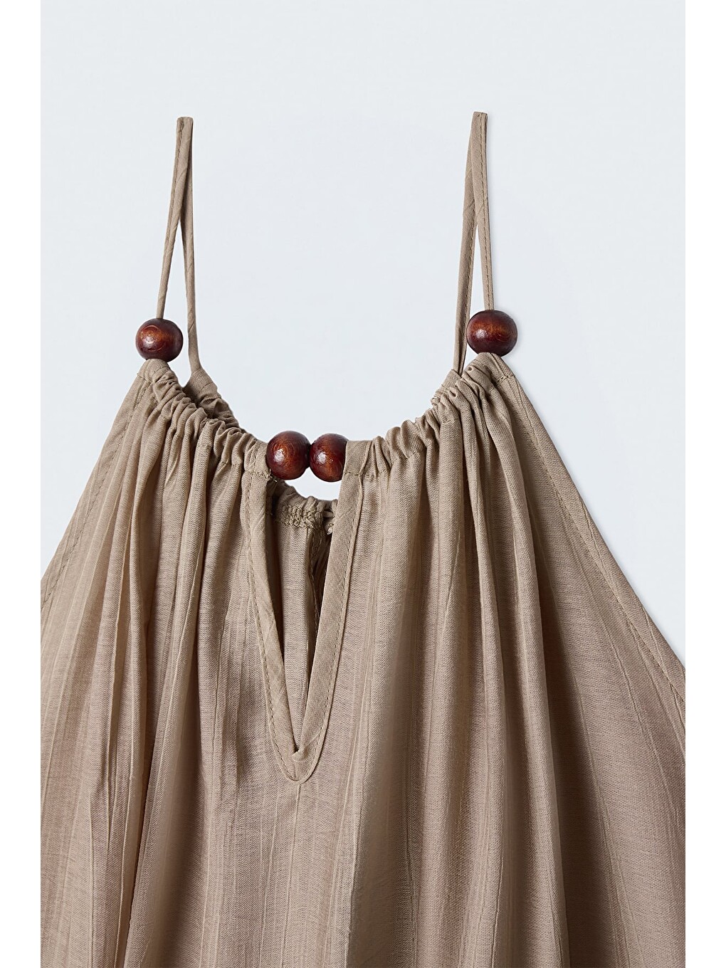 Kahverengi Aksesuar Detaylı Bluz - Camel-2