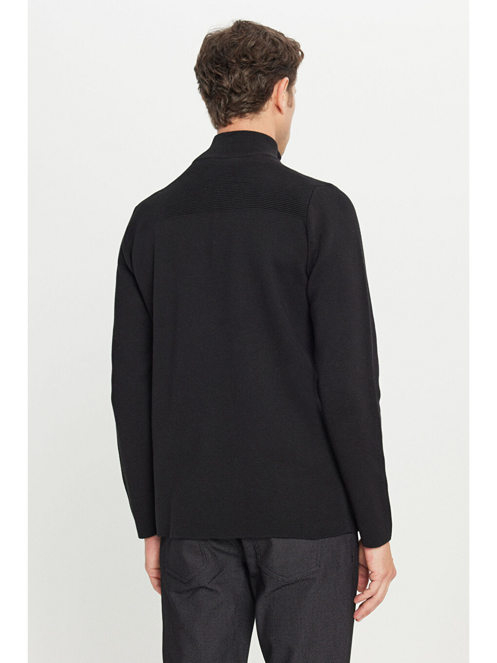 Erkek Siyah Pamuklu Slim Fit Dar Kesim Bato Yaka Dokulu Triko Kazak-4