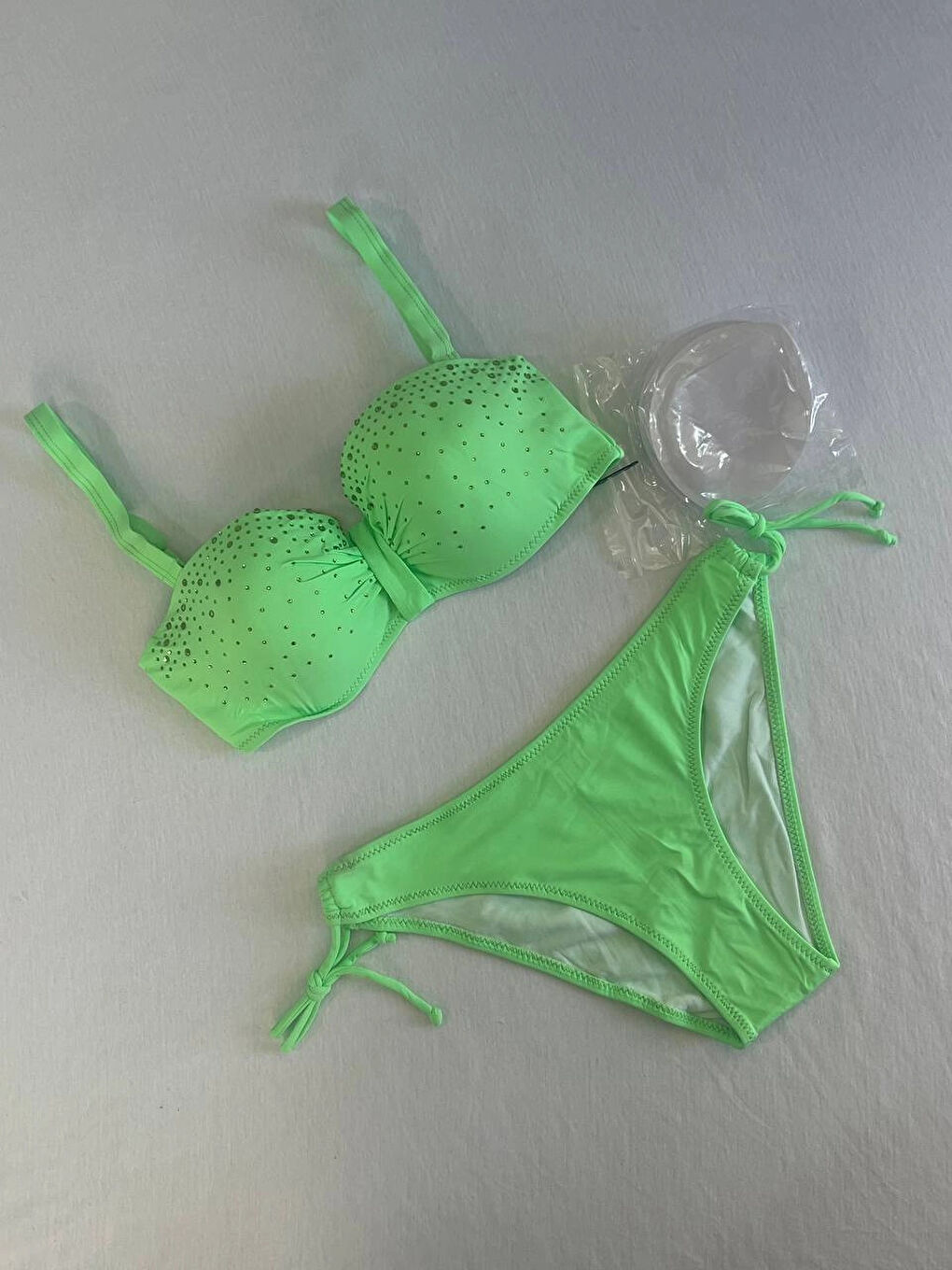 Kadın Yeşil Taş İşlemeli 3 Parça Bikini Takım HZL25S-LC3315-1