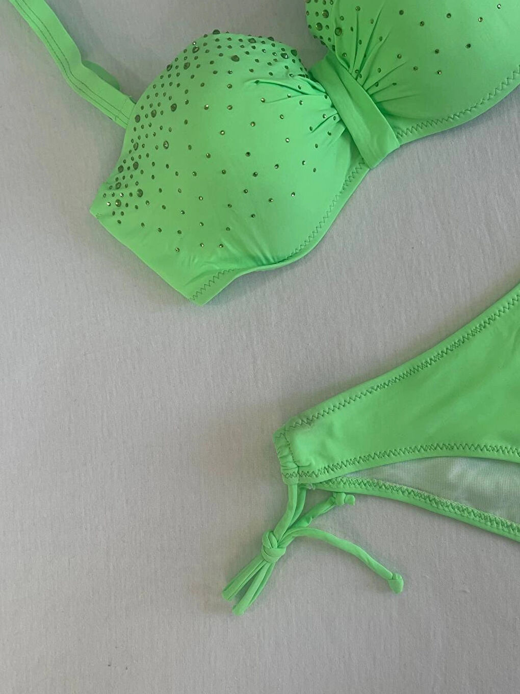 Kadın Yeşil Taş İşlemeli 3 Parça Bikini Takım HZL25S-LC3315-4