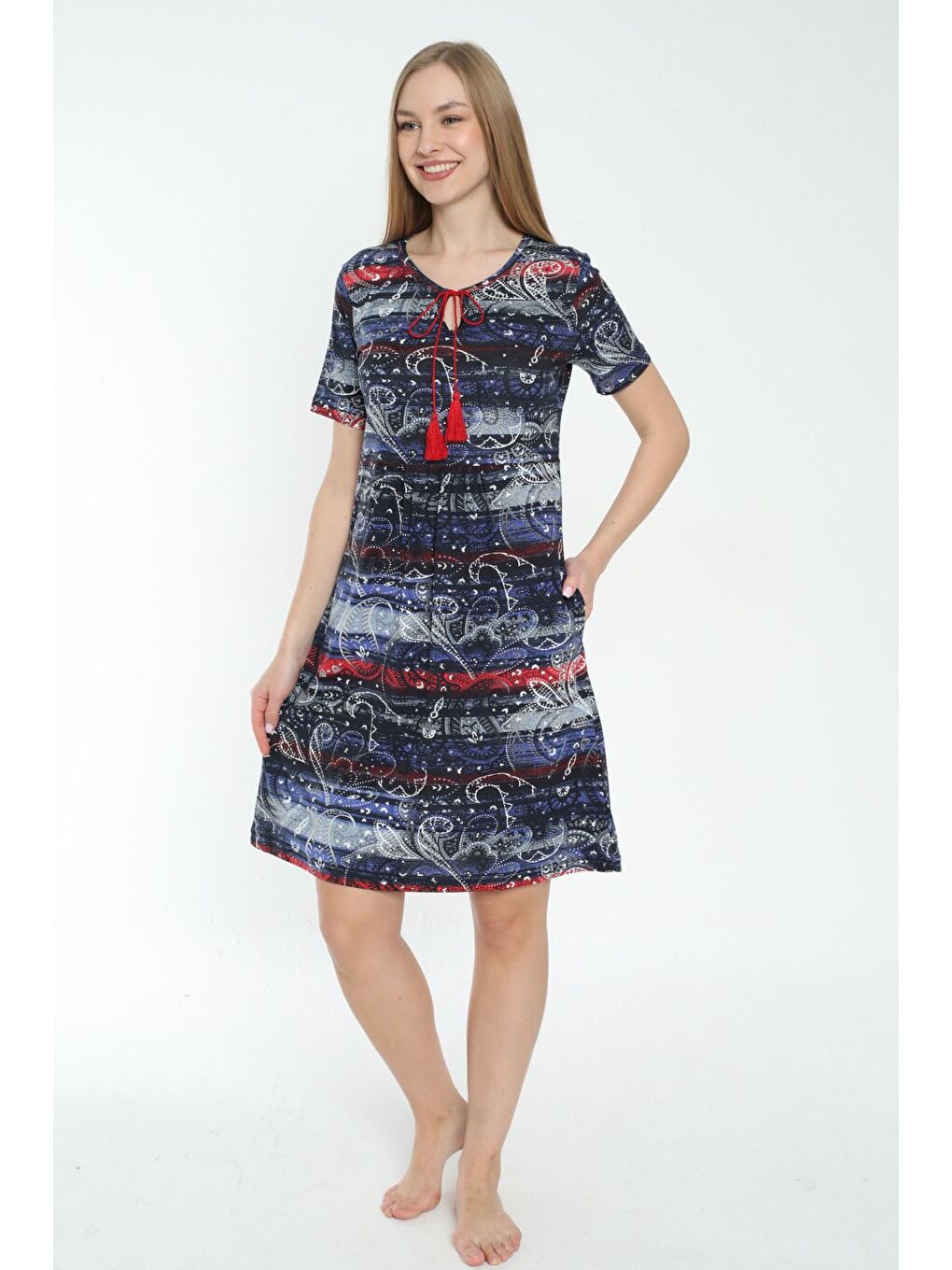 Karışık Desenli Cepli Püskül Detaylı Kısa Kollu Elbise-1