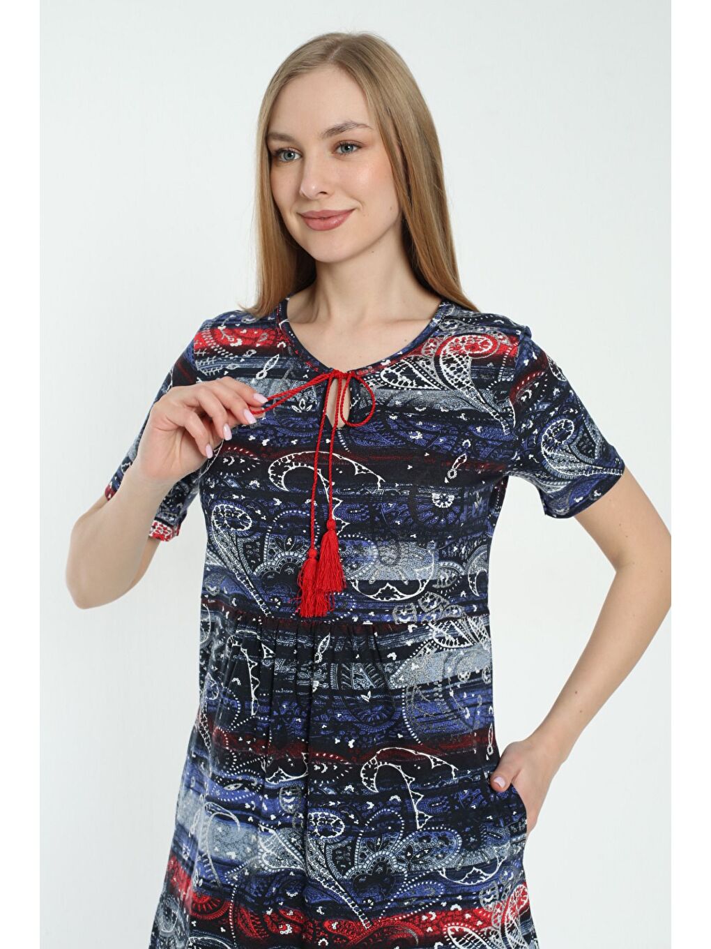 Karışık Desenli Cepli Püskül Detaylı Kısa Kollu Elbise-2