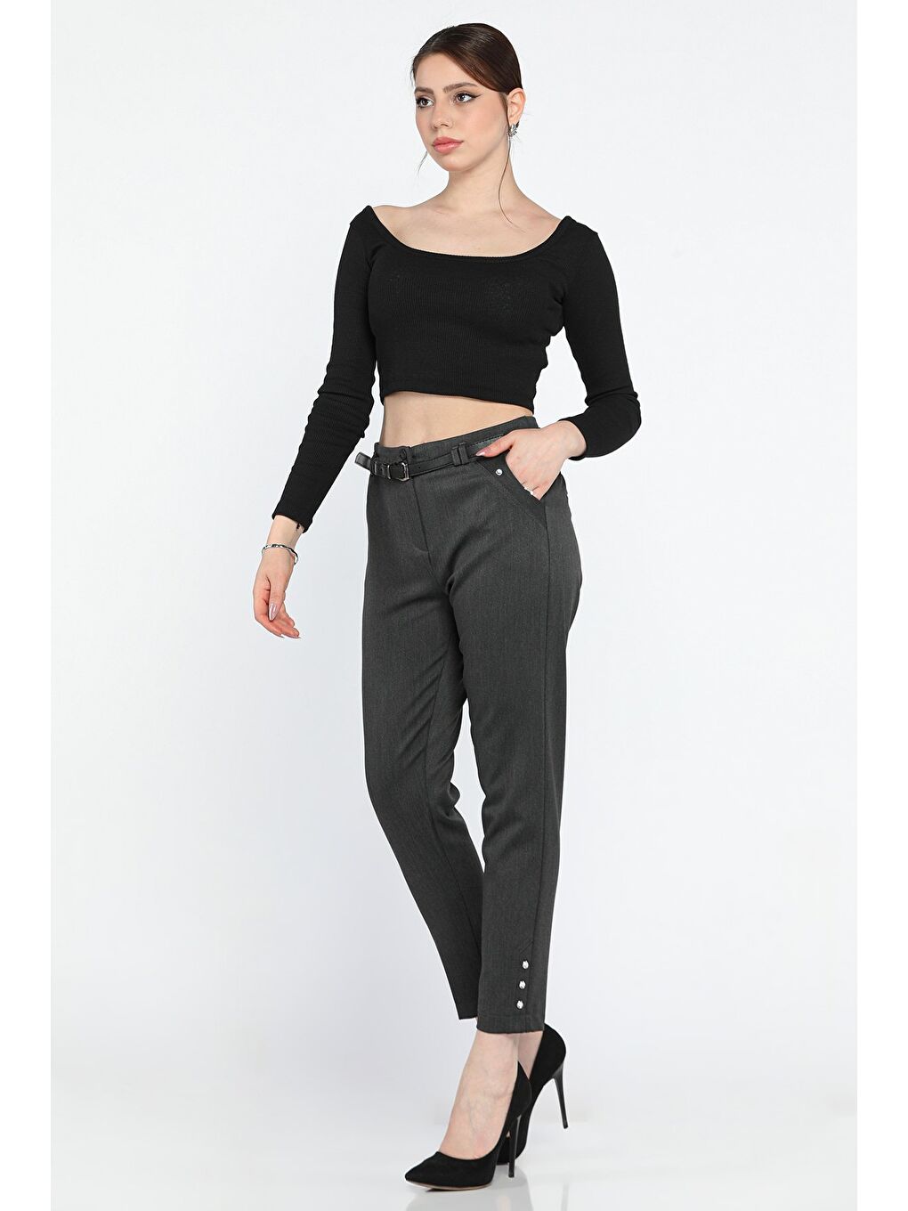 Antrasit Büyük Beden Taş Detaylı Kemerli Kadın Kumaş Pantolon-1