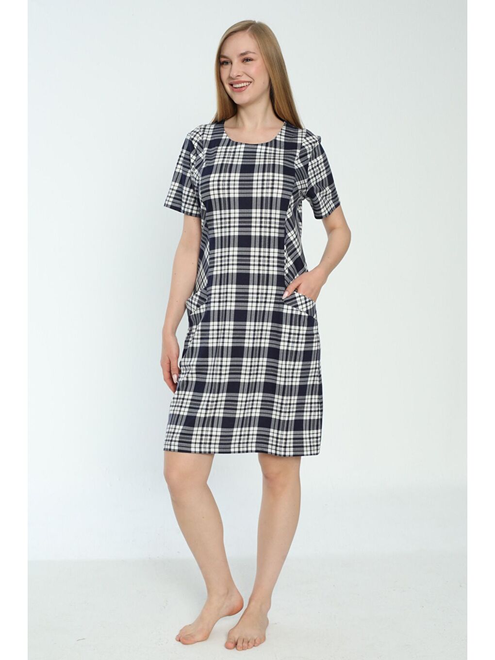 Gri Kadın Ekose Desenli Kısa Kollu Cepli Elbise