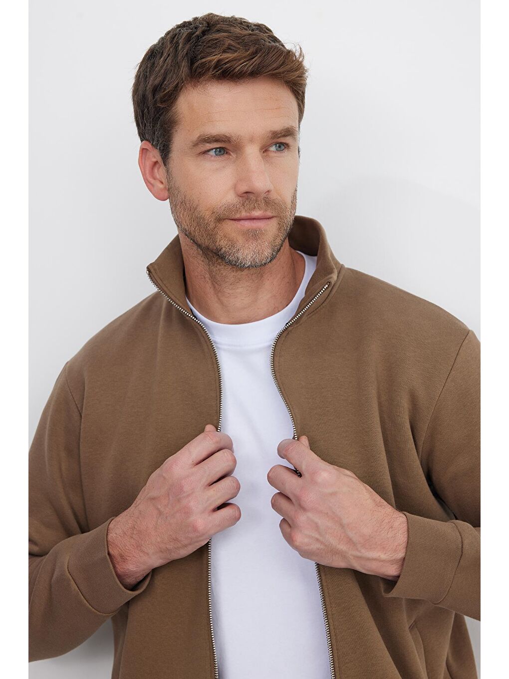 Unisex Relax Fit Rahat Kesim Pamuklu 3 İplik İçi Polarlı Fermuarlı Kahverengi Cepli Sweatshirt Hırka-1