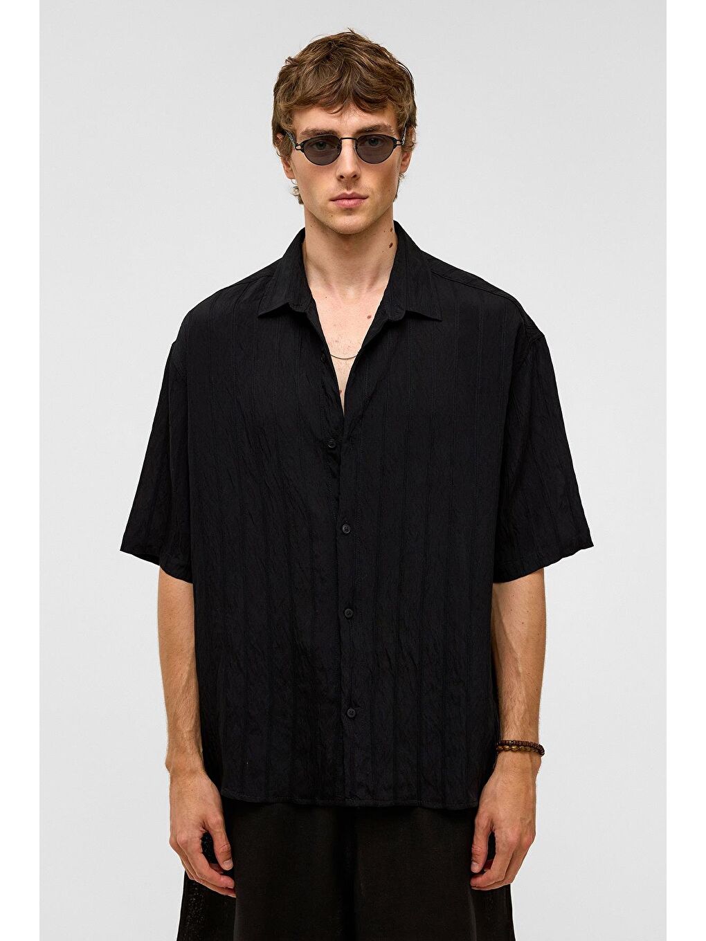 Oversize Çizgili Kısa Kollu Modal Kumaş Gömlek Siyah-1