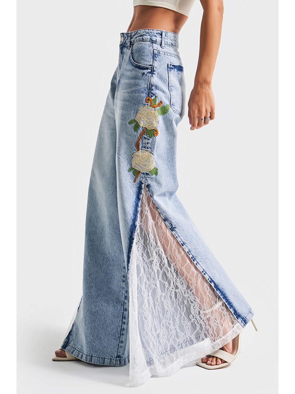 Mavi Kadın Jean Rengi 4s5-27 Palazzo Fit Çiçek Nakışlı Dantel Detaylı Tasarım %100 Pamuk Denim Jean