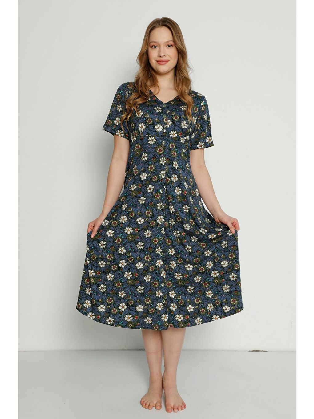 Mavi Çiçek Desenli V Yaka Sırt Dantel Detaylı Pamuklu Kısa Kollu Kadın Elbise-2