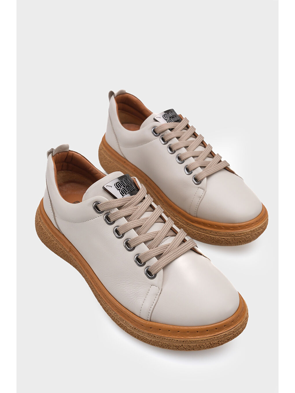 Bej Aurora Hakiki Deri Konfor Kadın Spor Ayakkabı-1